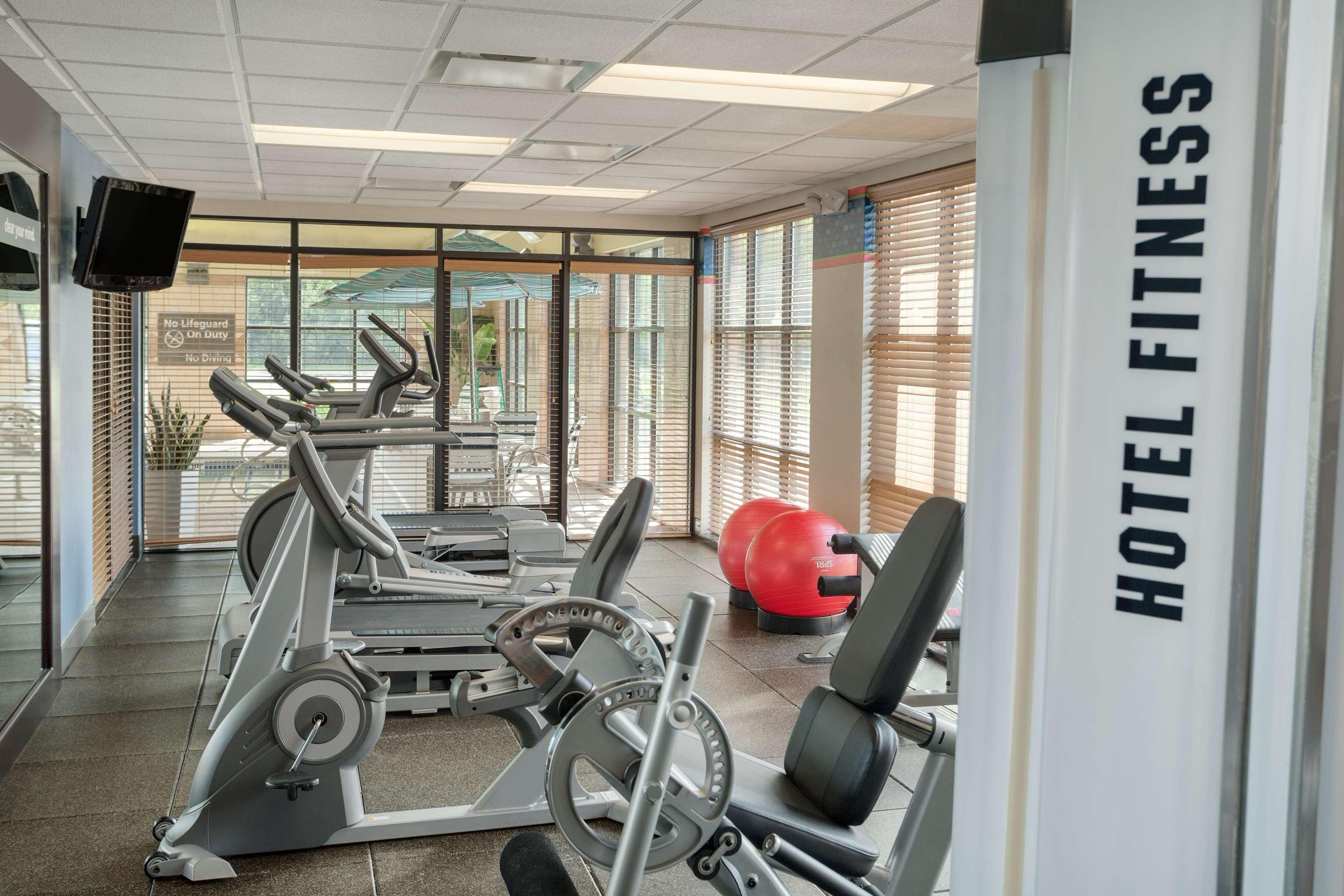 Hampton Inn Detroit Roseville Clinton Township Екстер'єр фото