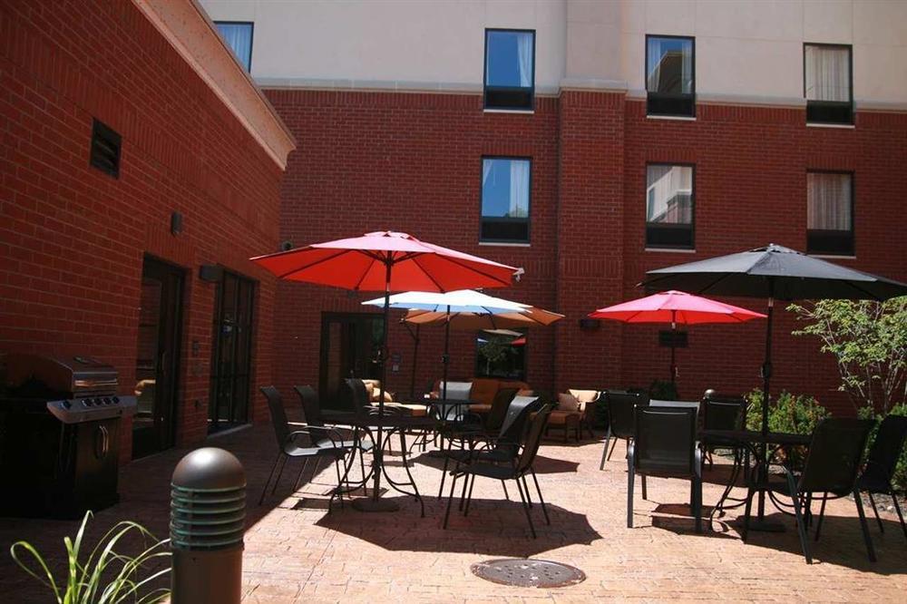 Hampton Inn Detroit Roseville Clinton Township Ресторан фото