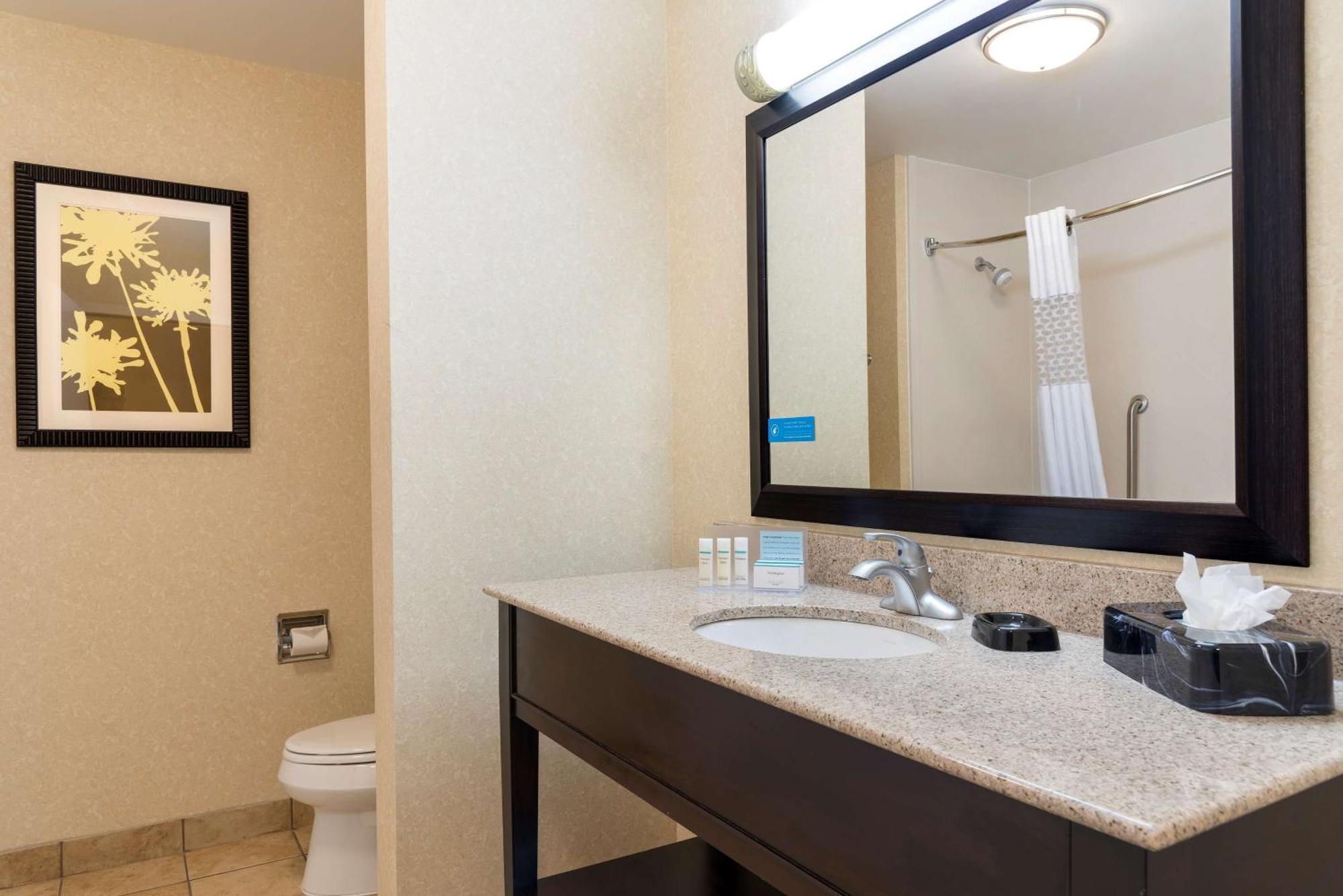 Hampton Inn Detroit Roseville Clinton Township Екстер'єр фото