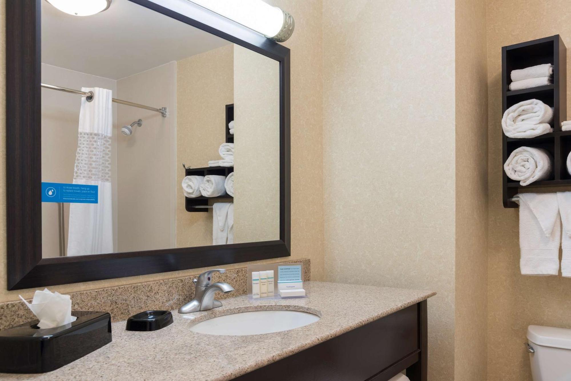 Hampton Inn Detroit Roseville Clinton Township Екстер'єр фото