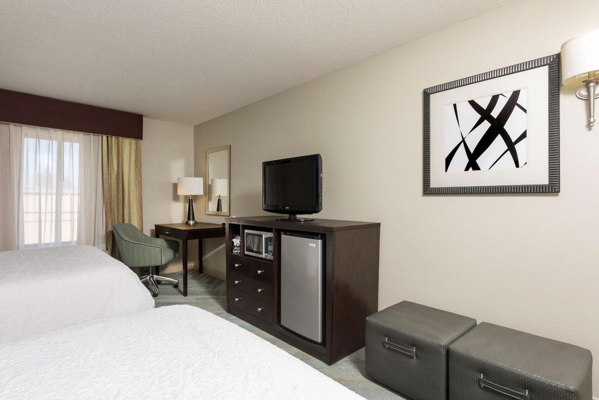 Hampton Inn Detroit Roseville Clinton Township Екстер'єр фото