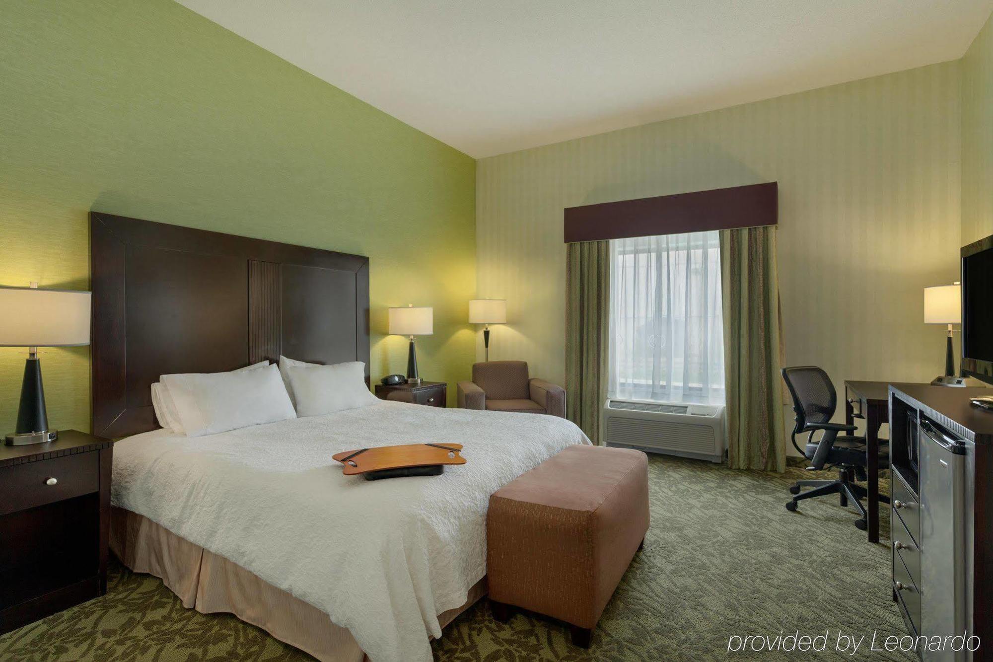 Hampton Inn Detroit Roseville Clinton Township Екстер'єр фото