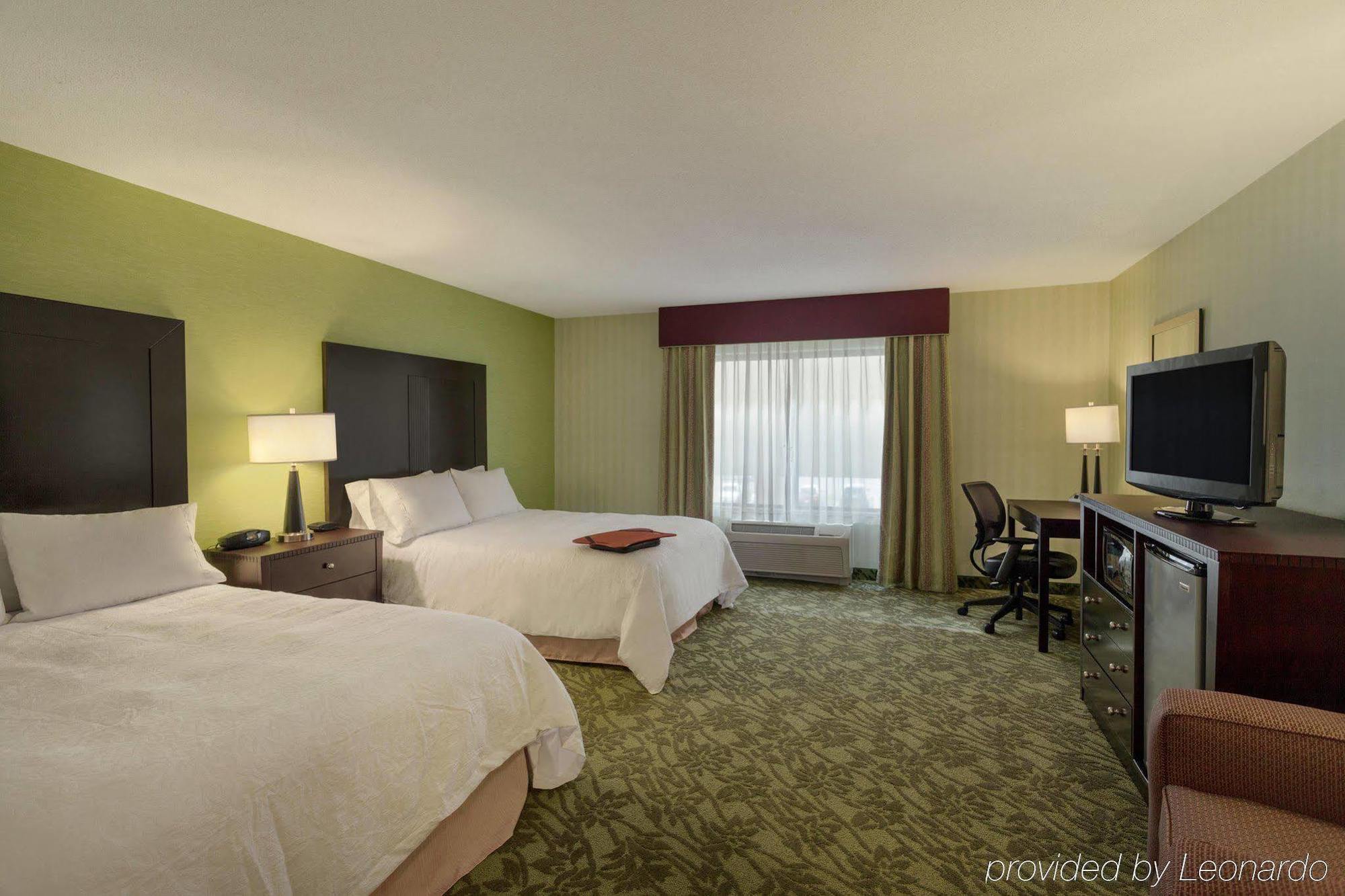 Hampton Inn Detroit Roseville Clinton Township Екстер'єр фото